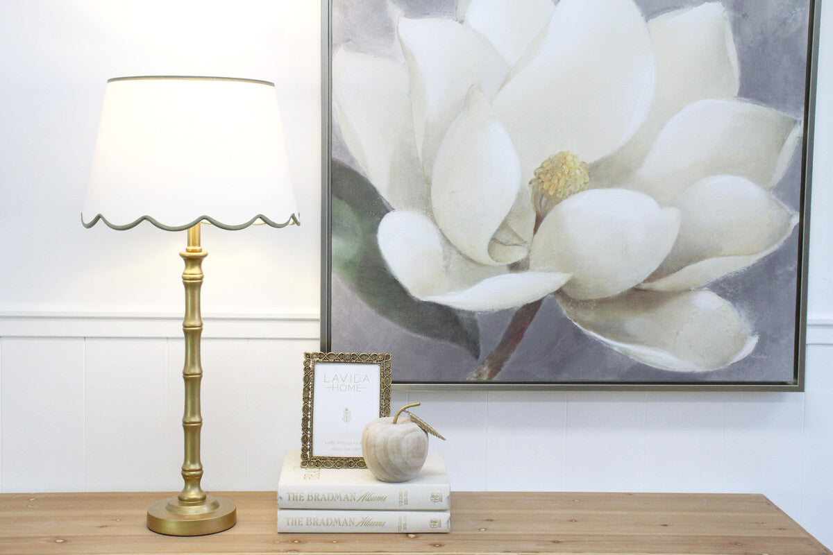 Framed Canvas Magnolia