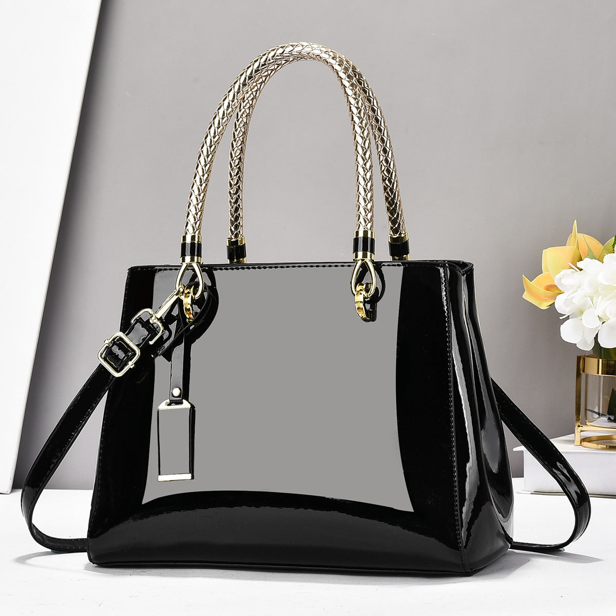 Glossy Large-Capacity Casual Shoulder Crossbody Handbag - Bags Backpacks & Luggage Hauptbild
