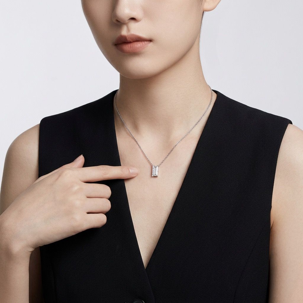 Elegant Moissanite Pendant Necklace with Square Cut Gemstone, Hypoallergenic 925 Silver Plated Chain, Adjustable Length for Daily Wear, Includes GRA Certificate, Ideal for Casual and Formal Outfits (Moissanite, Premium S925)