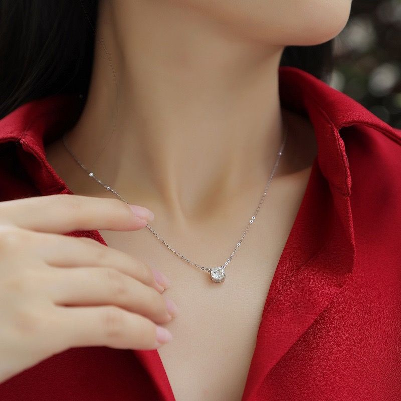 Eternal Heart Moissanite Pendant Necklace – 925 Silver Plated in White Gold, 1 Carat Round Cut with Eight Hearts and Eight Arrows, Four-Claw Setting, Brilliant Sparkle for Daily Elegance and Gifting (Moissanite 3 Carat, Premium S925)