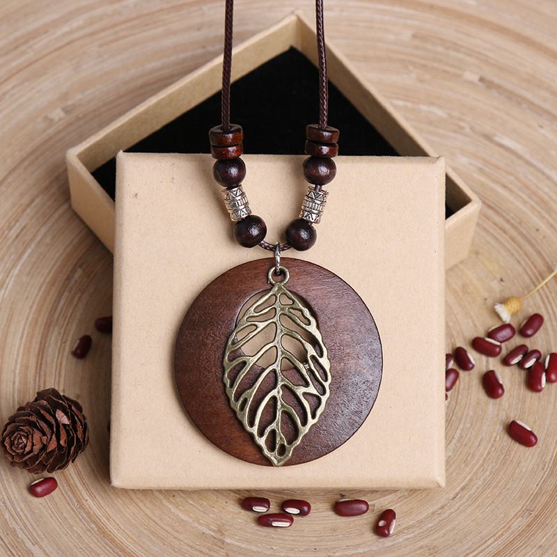 Vintage Necklace Wooden Pendant Long Necklaces for Women Boho Ethnic Style Handmade Jewelry-Wooden Pendant Necklace Leaf