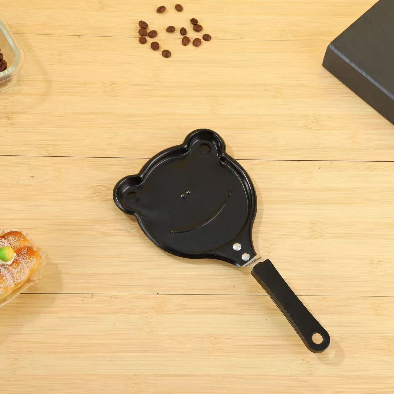2-PCS Mini Non-Stick Egg Frying Pan Cartoon Shaped Omelette Cooker Mould for Breakfast Pancakes and Creative Cooking(Frog) Hauptbild