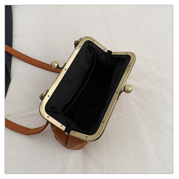 Red Retro Women's Shell Handbag - European Style Clip Lock Closure PU Clutch/Shoulder Bag with Chain Strap